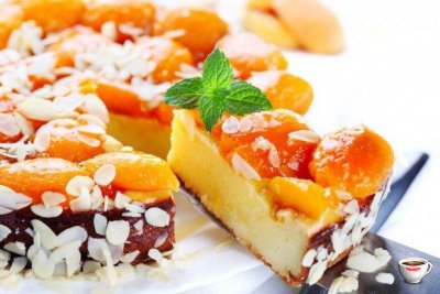 Домашний творожный пирог с абрикосами